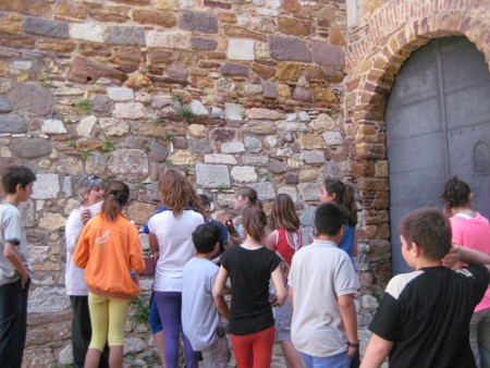 ΟΙ ΜΑΘΗΤΕΣ ΤΟΥ ΣΤ1 ΣΤΟ ΚΑΣΤΡΟ ΤΗΣ ΧΙΟΥ